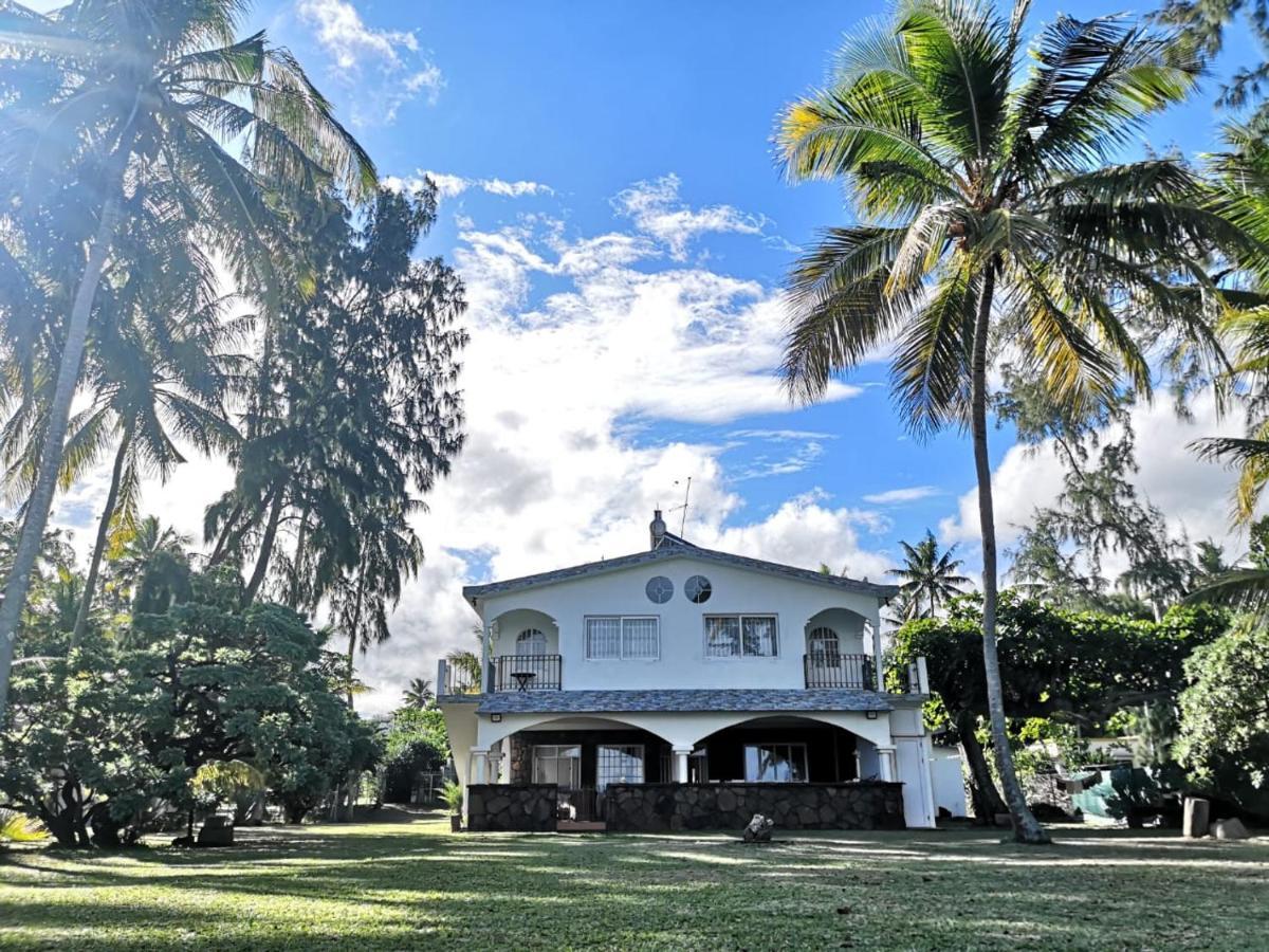 Villa Karel Mauritius Beach House Riambel Buitenkant foto