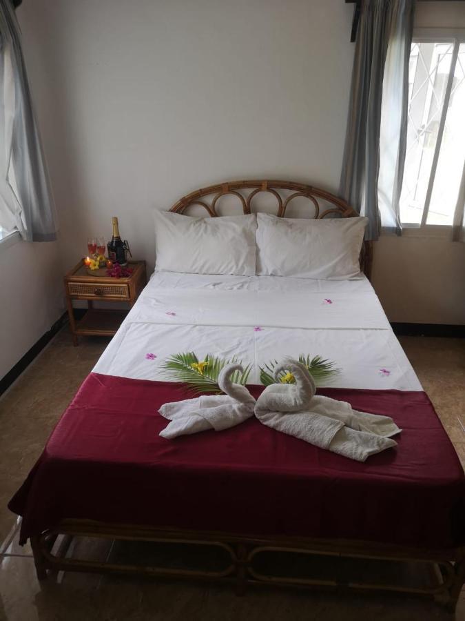 Villa Karel Mauritius Beach House Riambel Buitenkant foto